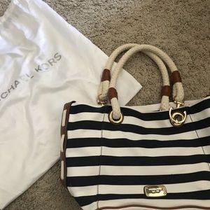 Michael Kors purse